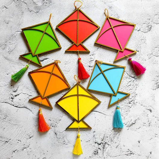 Makar Sankranti Ready Rangoli MDF Round Rangoli | Floor, Table & Wall Decor with Happy Makar Sankranti Text, Kite, Pot, Lotus Flower | Reusable Decorations for Home & Office | (c) Kite Combo